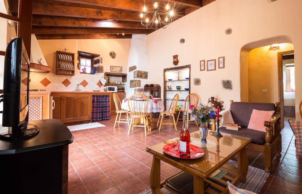 Finca El Picacho Apartments In The Countryside 2 Km From The Beach Tejina Exterior photo